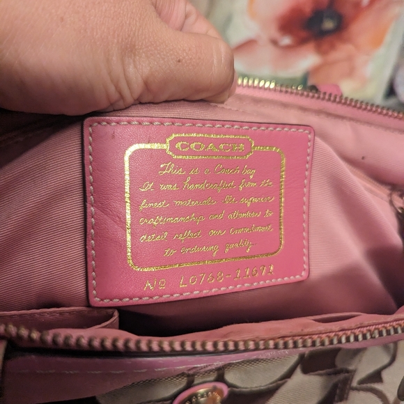 Coach Signature Stripe Tote - Picture 2 of 13